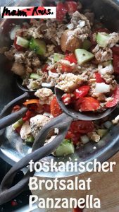 Altes Brot verwerten: Rezept Brotsalat