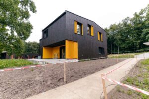 Auch für die aktuelle Bauphase im SOS-Kinderdorf Altmünster wird deine finanzielle Unterstützung benötigt! Mach mit beim Giving Tuesday - was ist das?