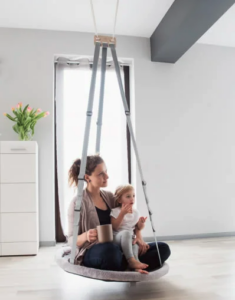 Geborgenheit für Baby und Kinder mit der Memola Babywiege